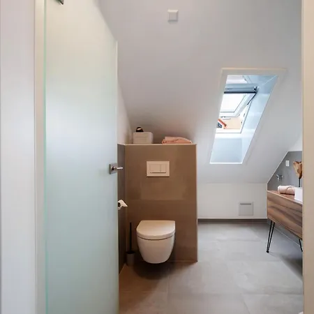Appartement 6 *